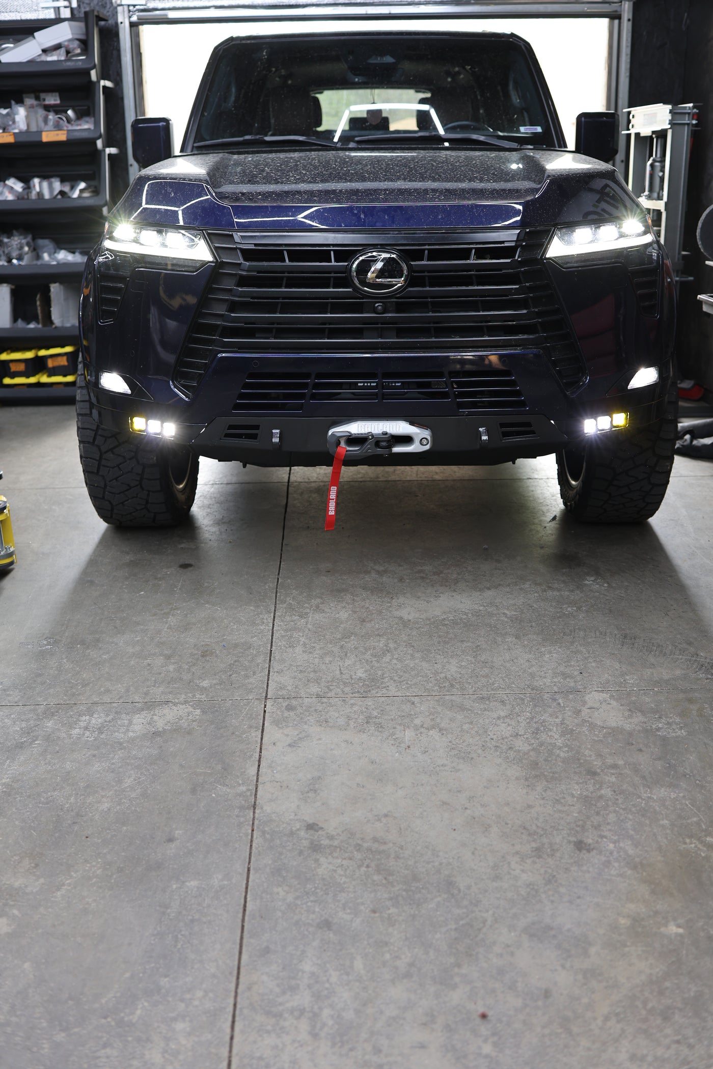 GX550 winch bumper side profile view showing low-profile design