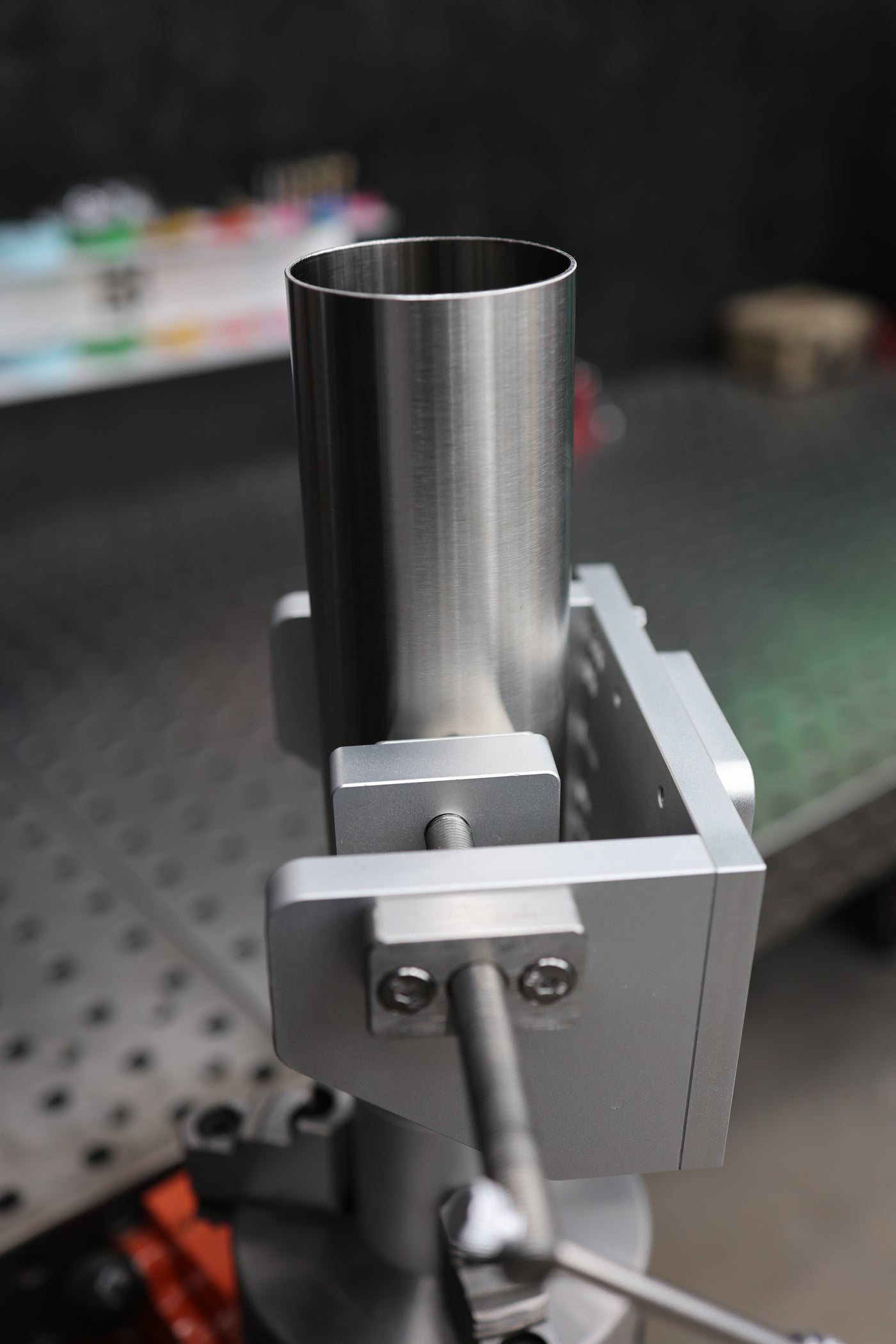 Sliding double T-handle clamping tube evenly on the Brockett Built Tube Fixture