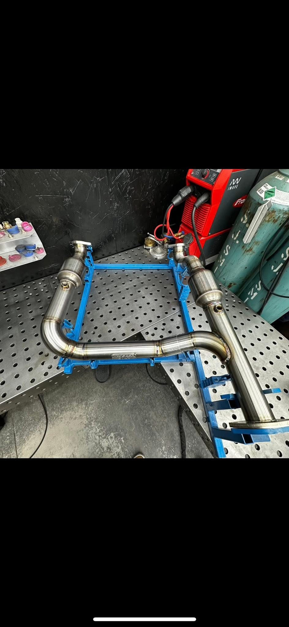 GX470 Y-pipe installed on Lexus GX470 undercarriage
