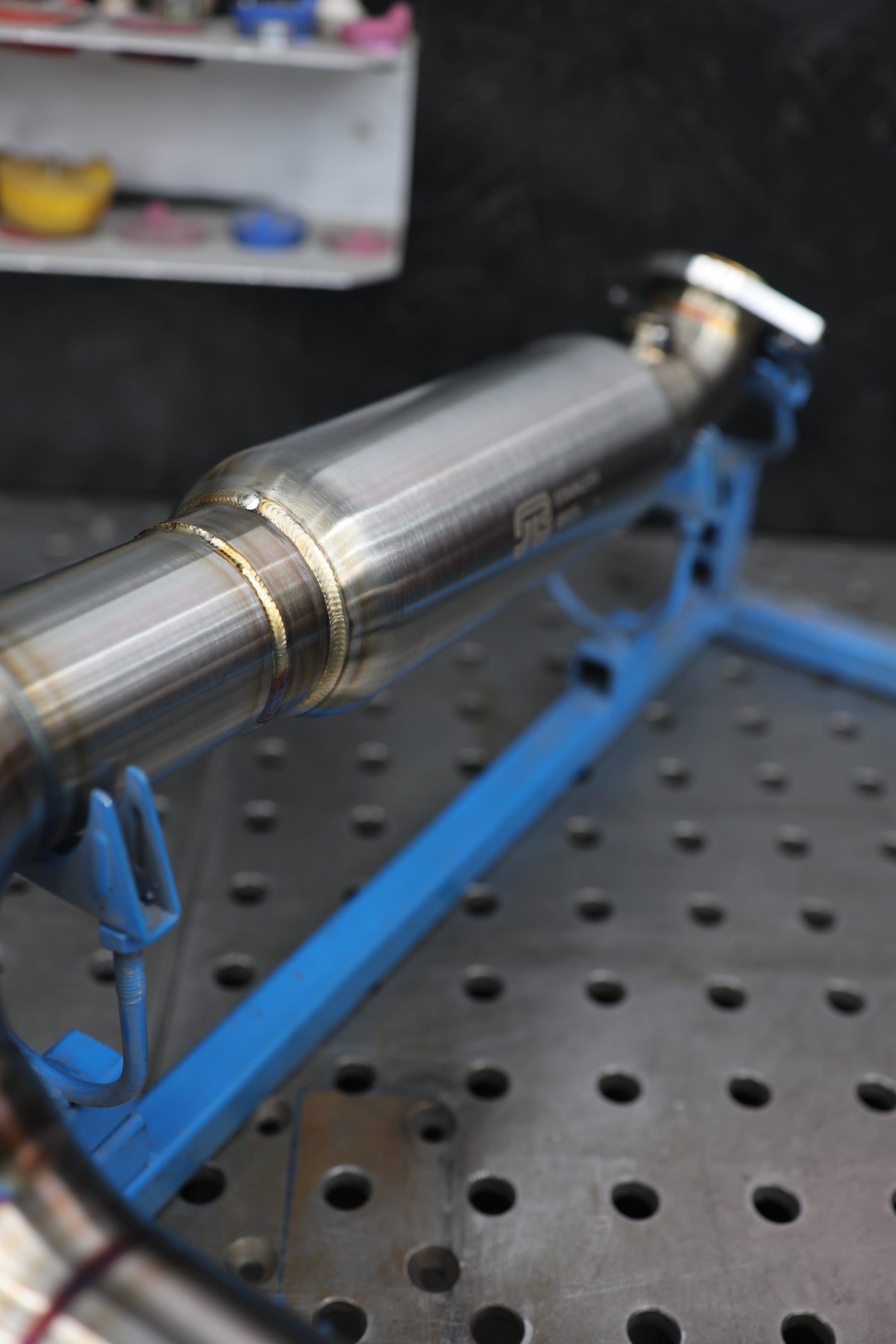 GX470 Y-pipe close-up of collector showing TIG back-purge weld