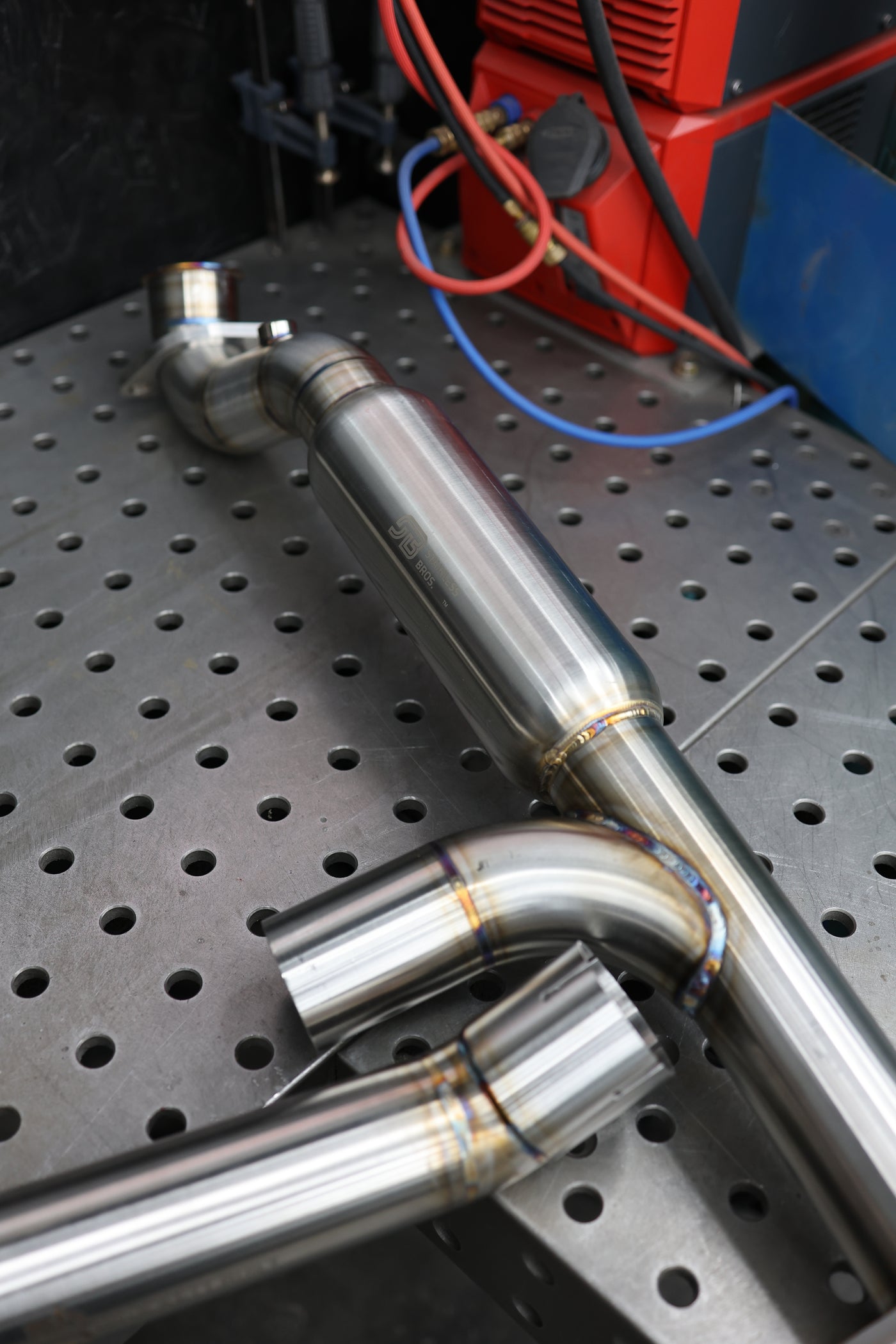GX470 Y-pipe rear view showing outlet sizing