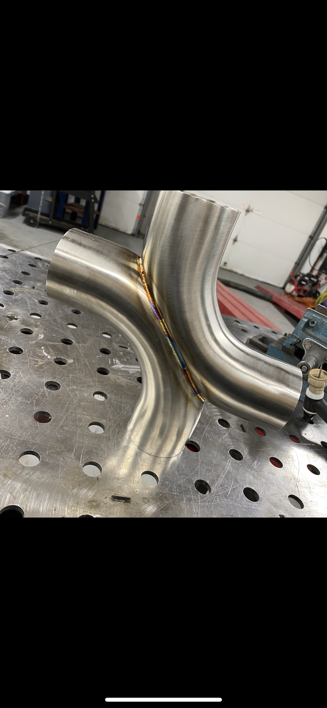 3-inch X-pipe top view showing symmetric merge
